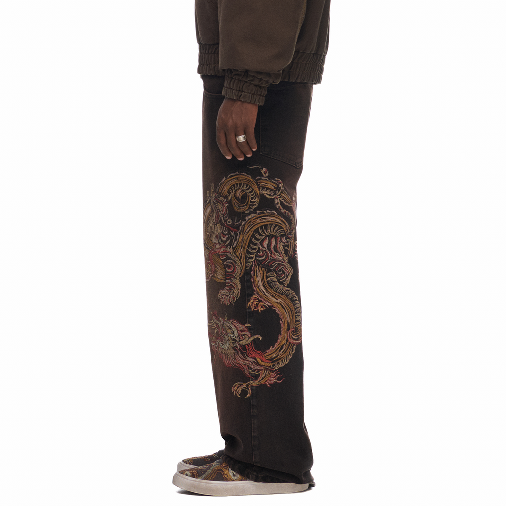 The establish dragon Mud brown